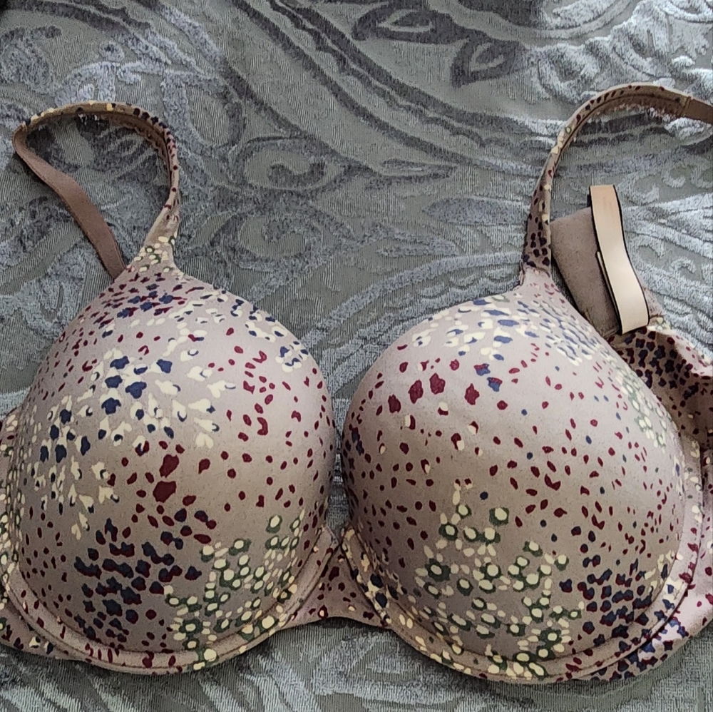 VS Bra